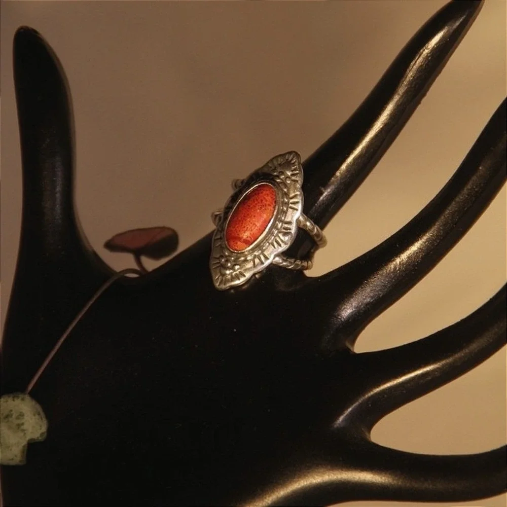 925‎ Sterling Silver Red Sponge Coral Southwestern Stamped Statement Ring Size 8